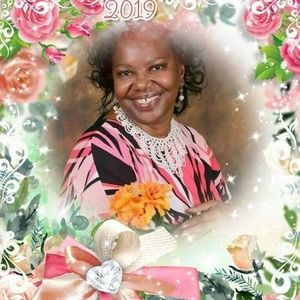 Meet your Posher, Cynthia